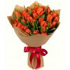 Фото товара 35 красных тюльпанов в "газете"